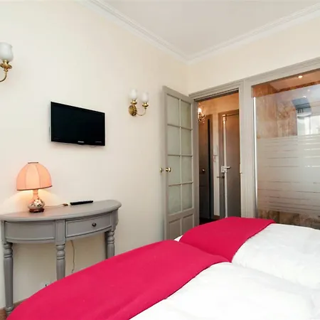 Apartment Tour Eiffel - Smartrenting Paris